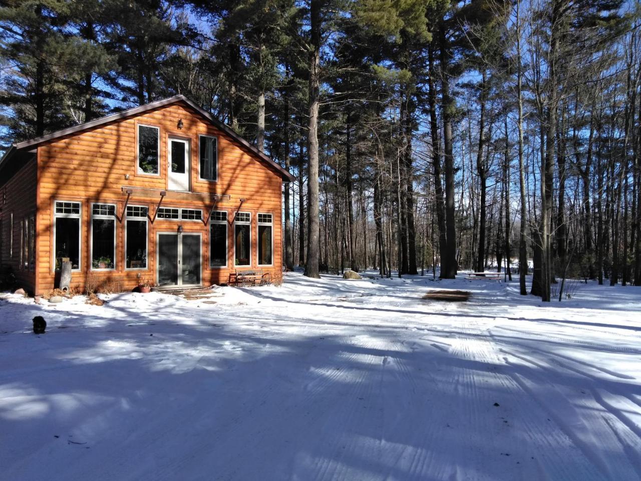 Bed And Breakfast Suite At The Wooded Retreat Pine City Bagian luar foto