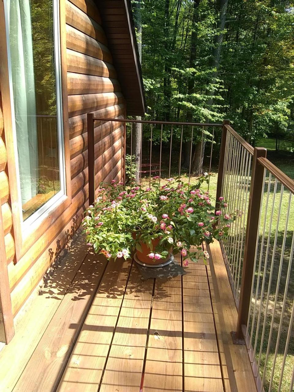 Bed And Breakfast Suite At The Wooded Retreat Pine City Bagian luar foto