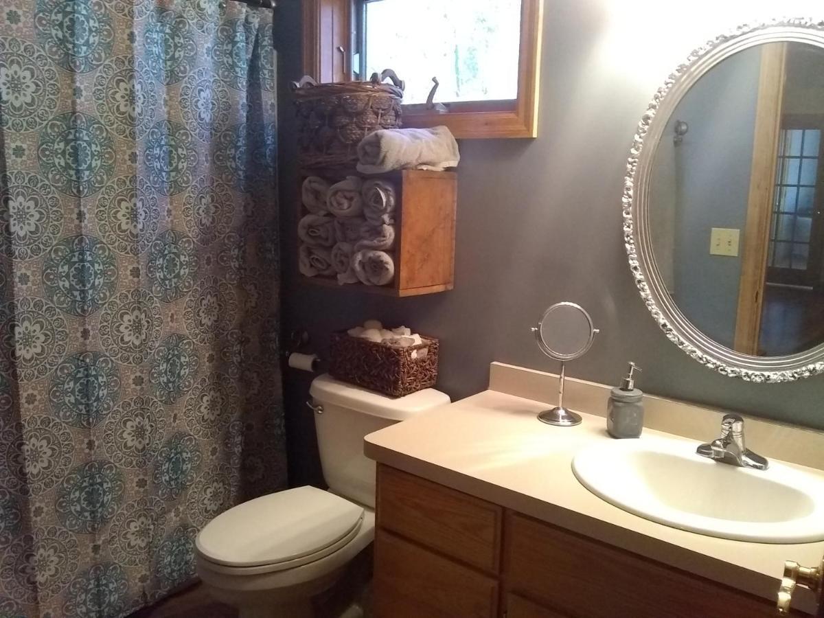 Bed And Breakfast Suite At The Wooded Retreat Pine City Ruang foto