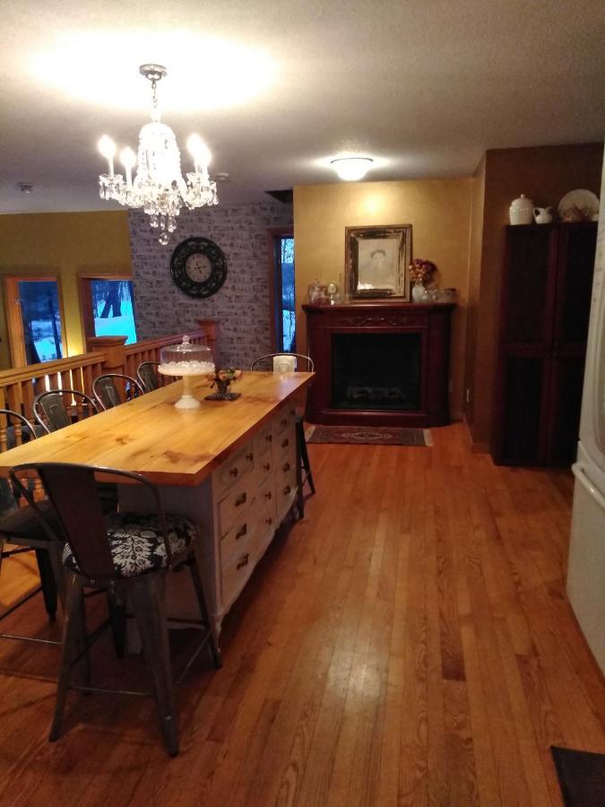 Bed And Breakfast Suite At The Wooded Retreat Pine City Ruang foto