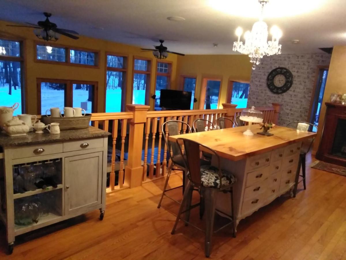 Bed And Breakfast Suite At The Wooded Retreat Pine City Ruang foto
